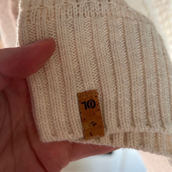 NWT TenTree Highline Cable Crew - Picture 3 of 7